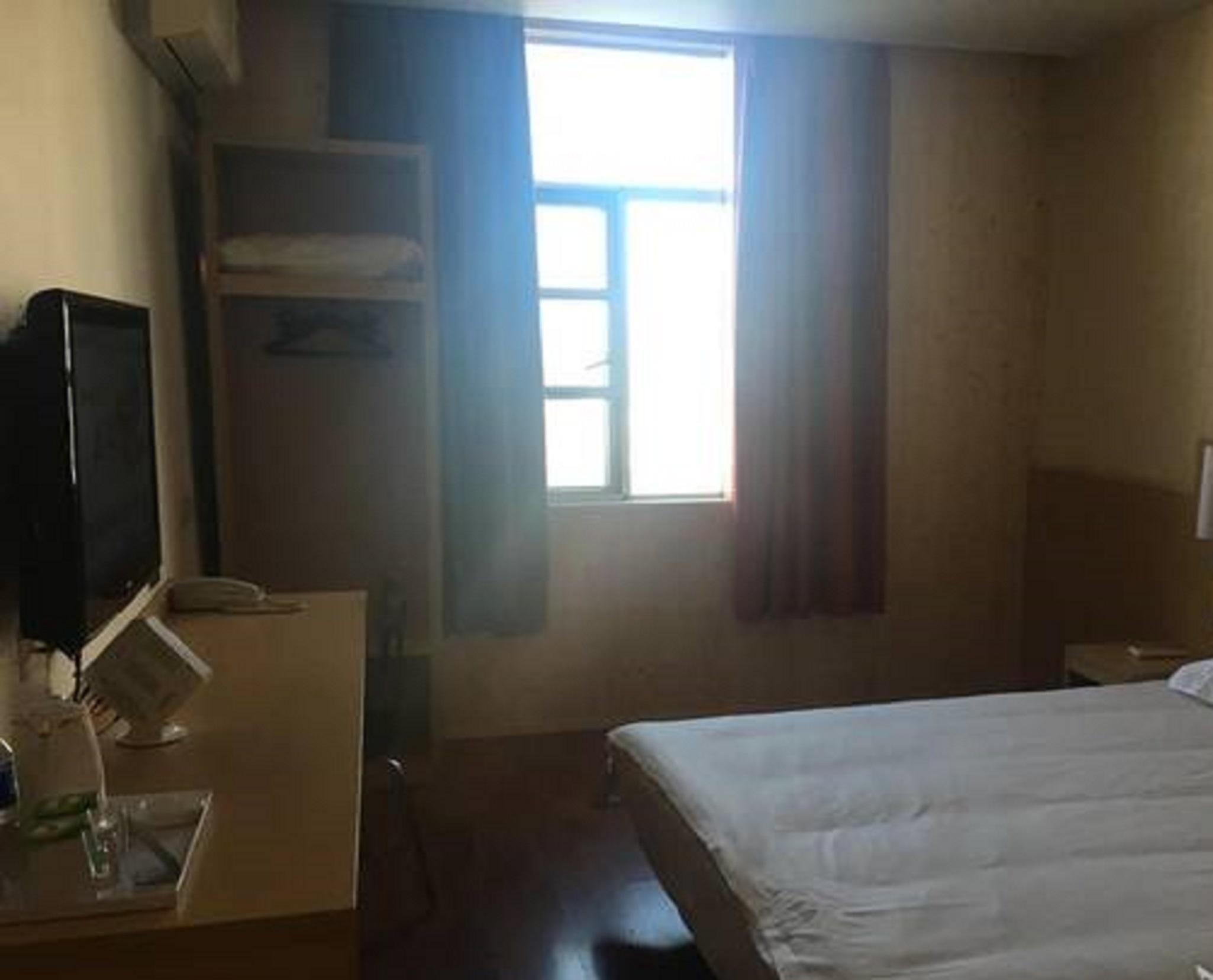 Отель Ibis Nantong Qingnian Экстерьер фото